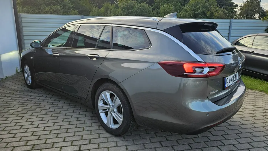 OPEL Insignia -