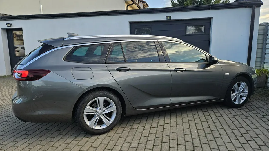 OPEL Insignia -