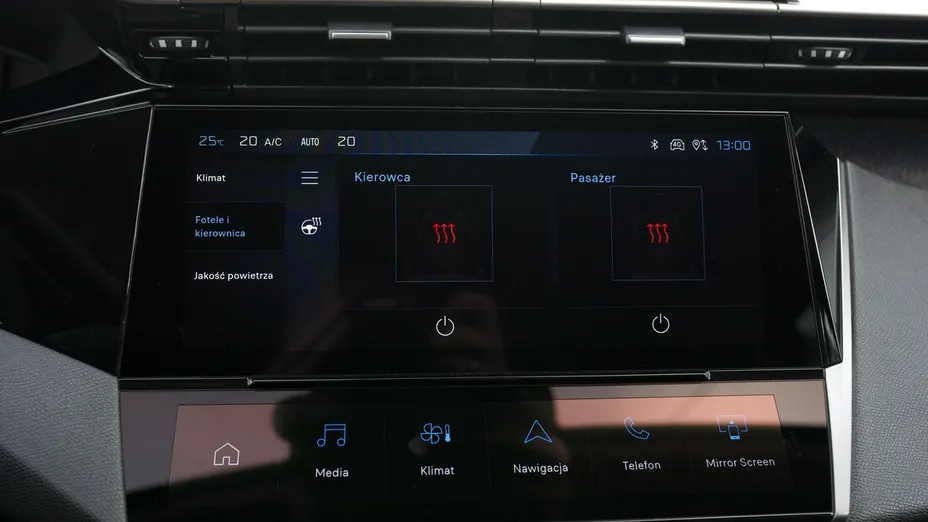 PEUGEOT 408 -