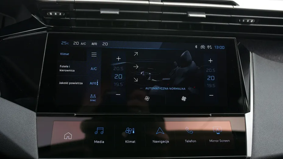 PEUGEOT 408 -