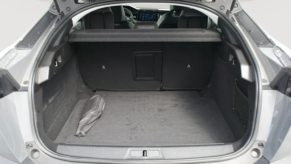 PEUGEOT 408 -
