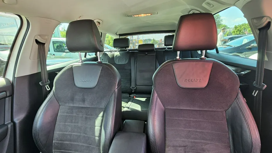 SKODA Octavia -
