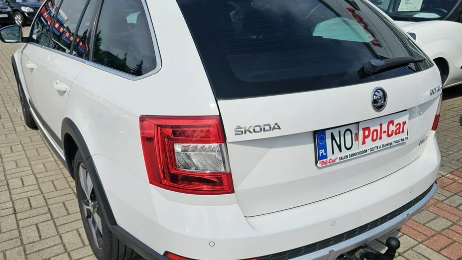 SKODA Octavia -