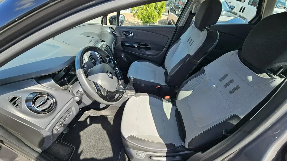 RENAULT Captur -
