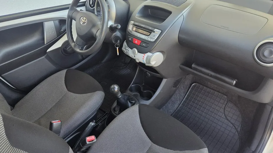 TOYOTA Aygo -
