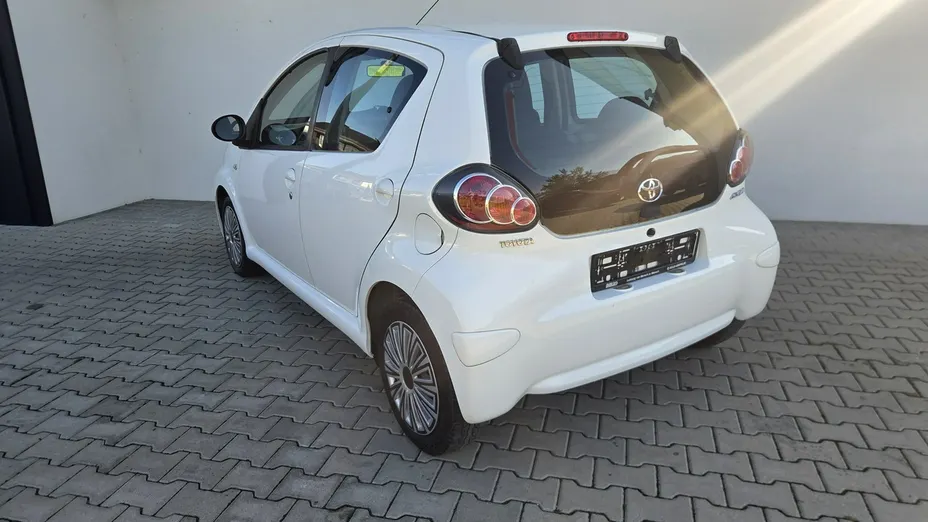 TOYOTA Aygo -
