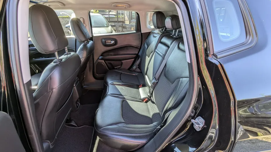 JEEP Compass -