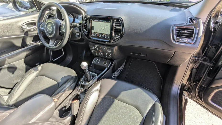 JEEP Compass -