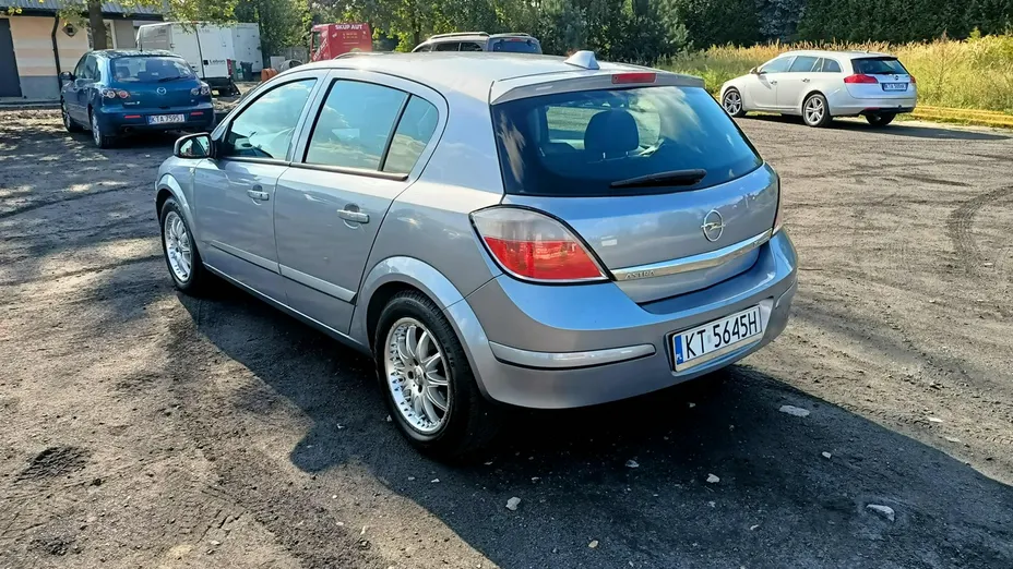 OPEL Astra -
