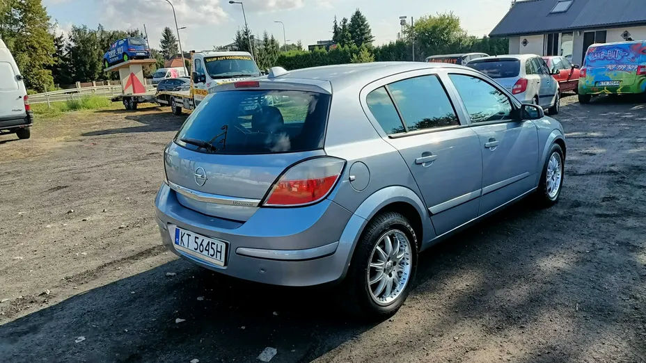 OPEL Astra -