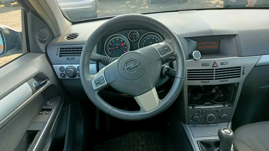 OPEL Astra -