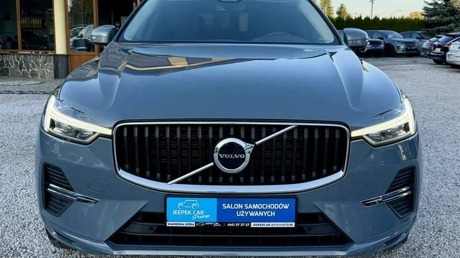 VOLVO XC60 -