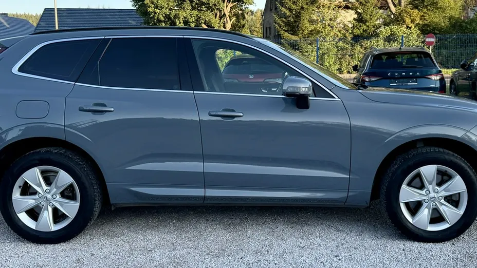 VOLVO XC60 -