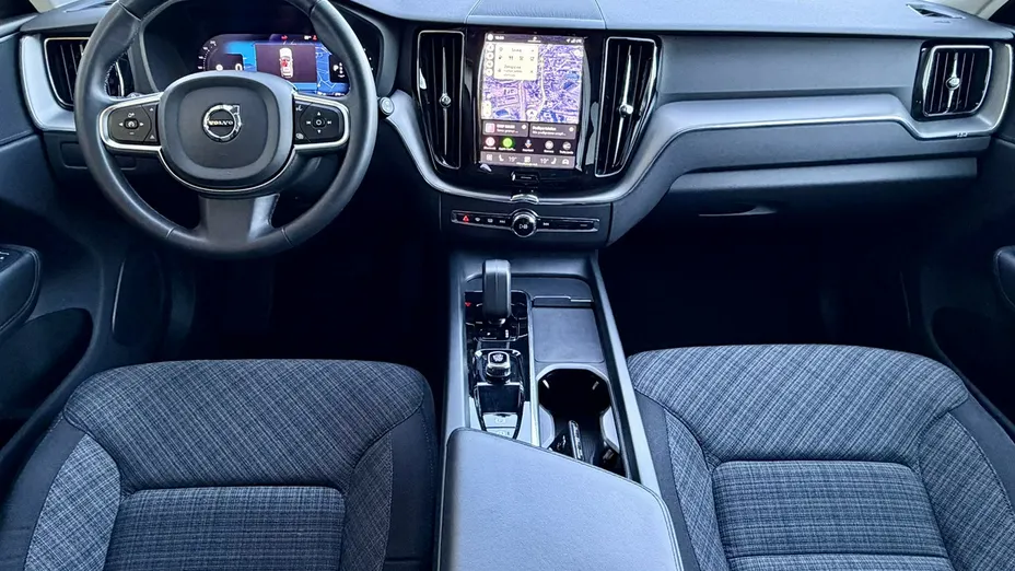 VOLVO XC60 -