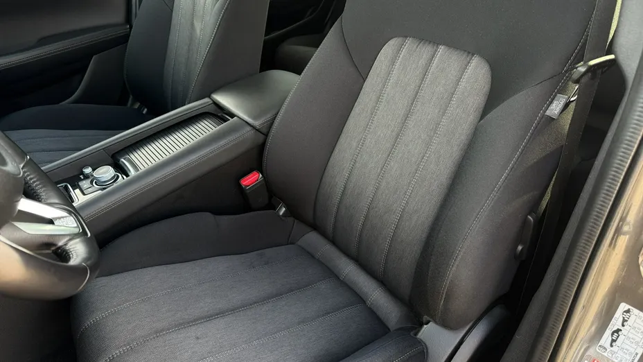 MAZDA 6 -