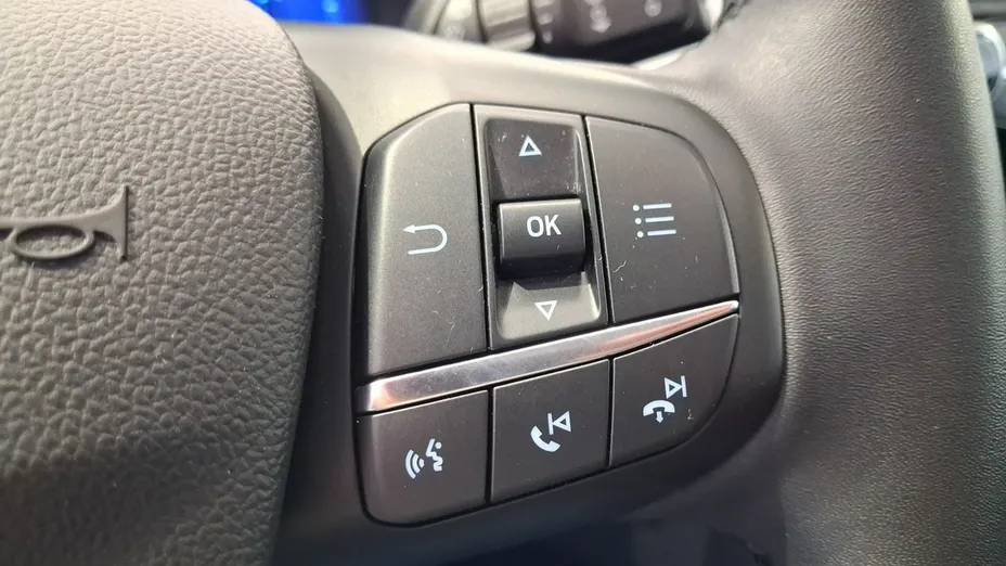 FORD Kuga -