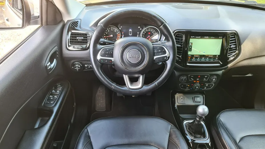 JEEP Compass -