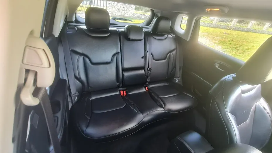 JEEP Compass -
