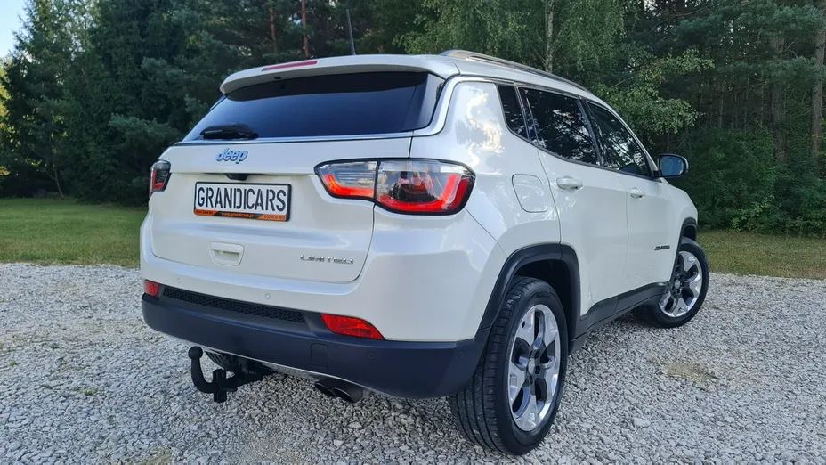 JEEP Compass -