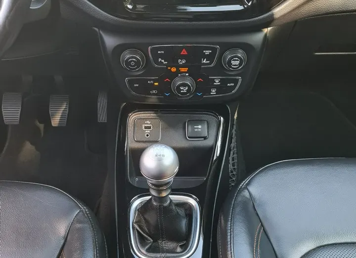 JEEP Compass -