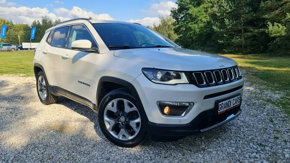 JEEP Compass -