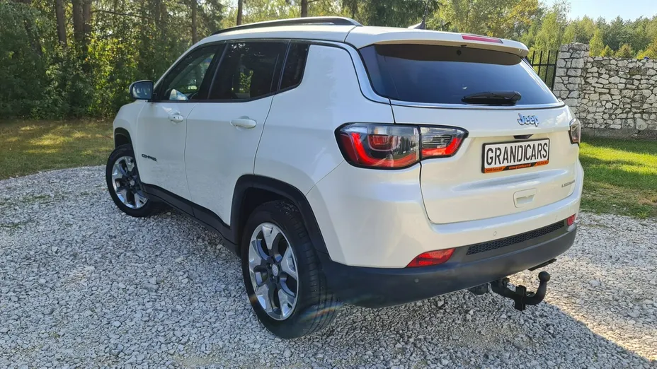JEEP Compass -