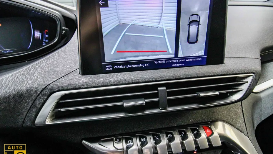 PEUGEOT 3008 -