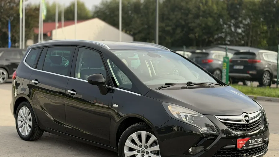 OPEL Zafira -