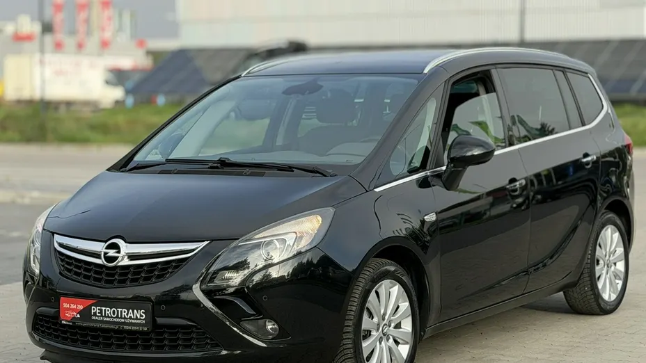 OPEL Zafira -