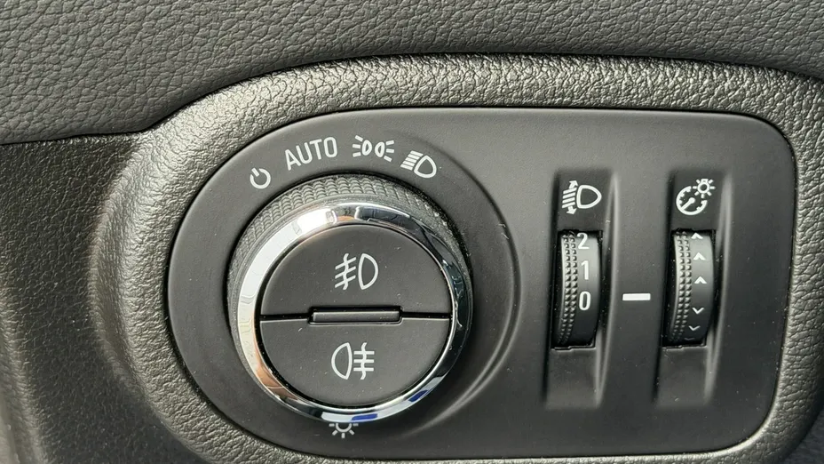 OPEL Zafira -