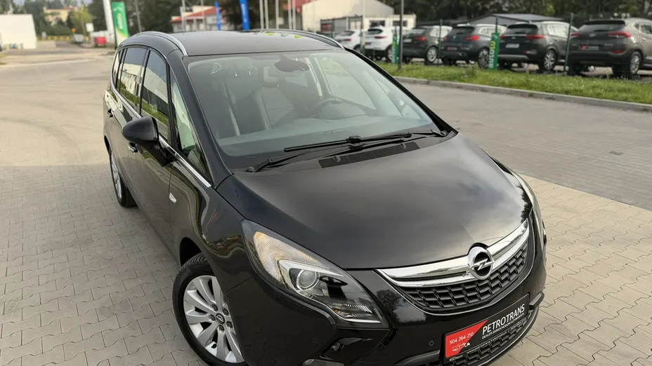OPEL Zafira -