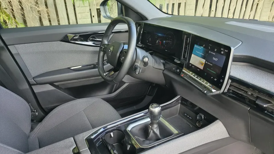 RENAULT Austral -