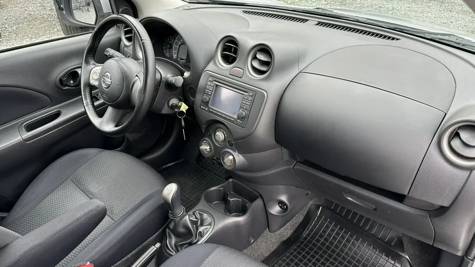 NISSAN Micra -