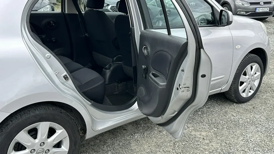 NISSAN Micra -