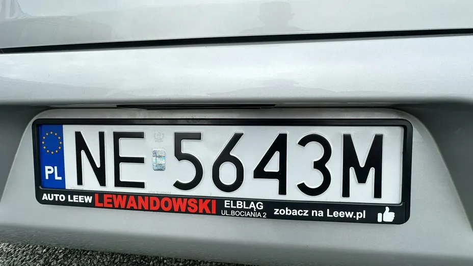NISSAN Micra -