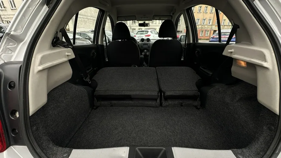 NISSAN Micra -