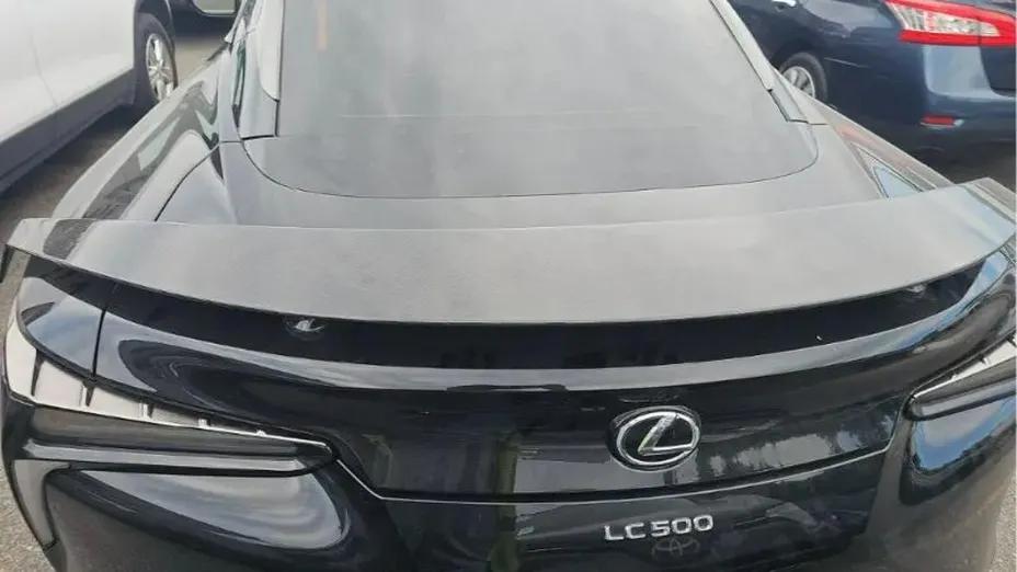 LEXUS LC -