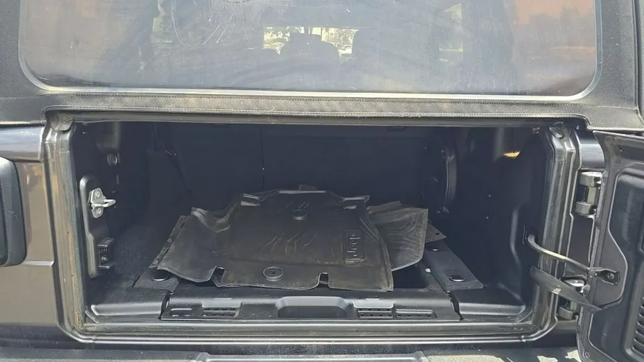 JEEP Wrangler -