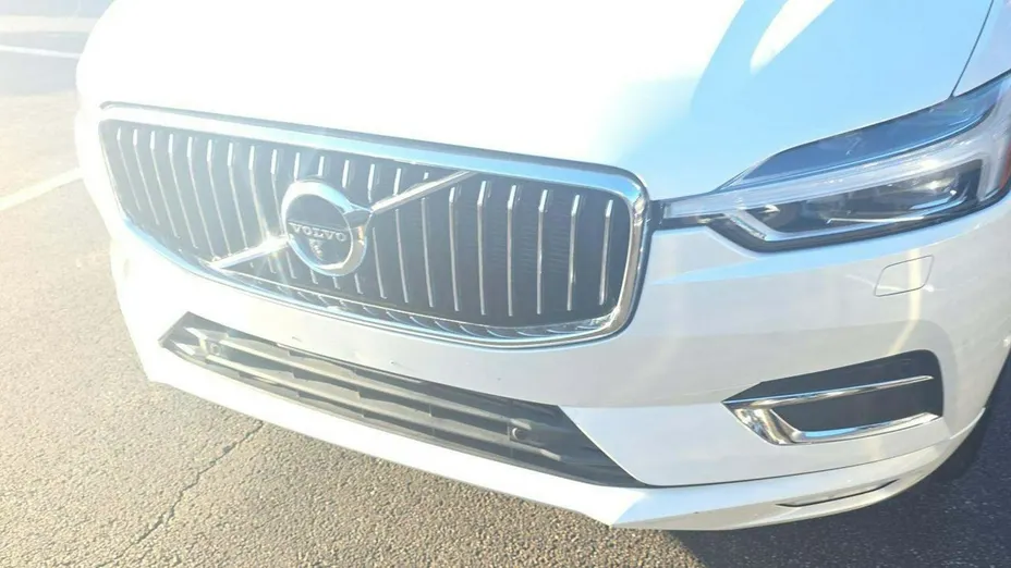VOLVO XC60 -