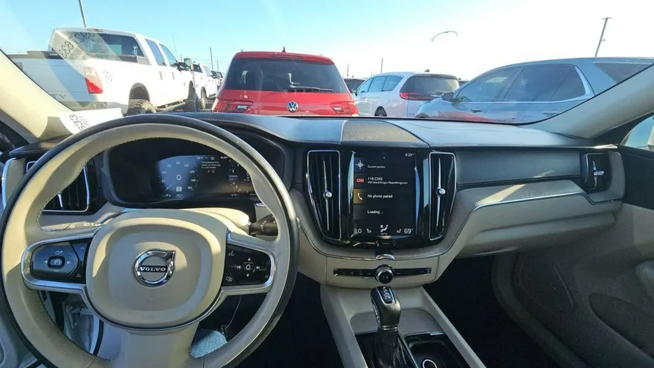 VOLVO XC60 -