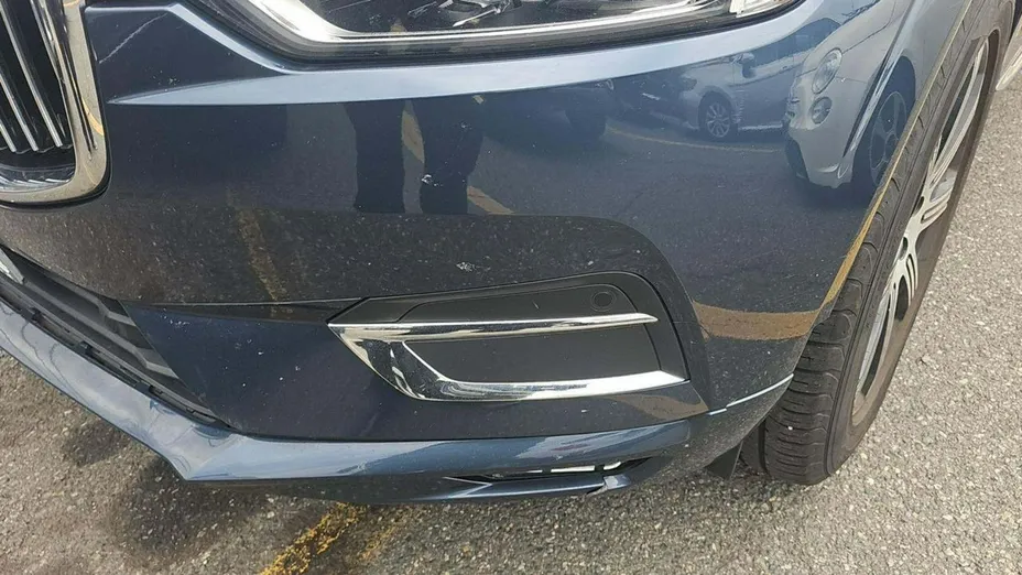 VOLVO XC60 -