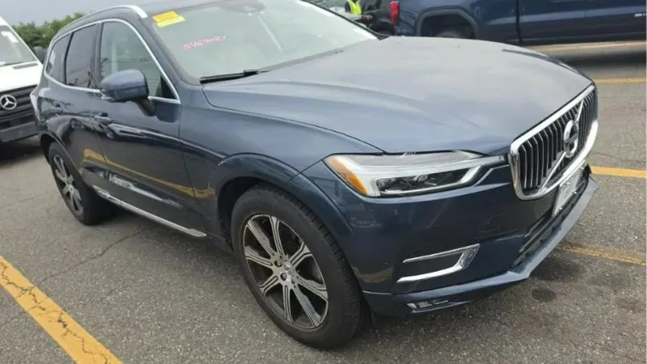 VOLVO XC60 -