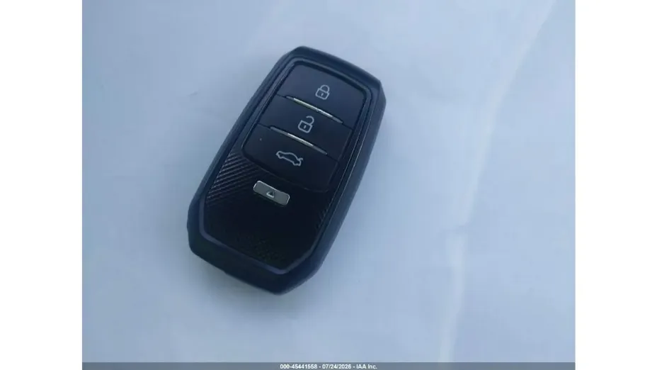 LEXUS IS -