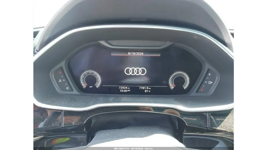AUDI Q3 -