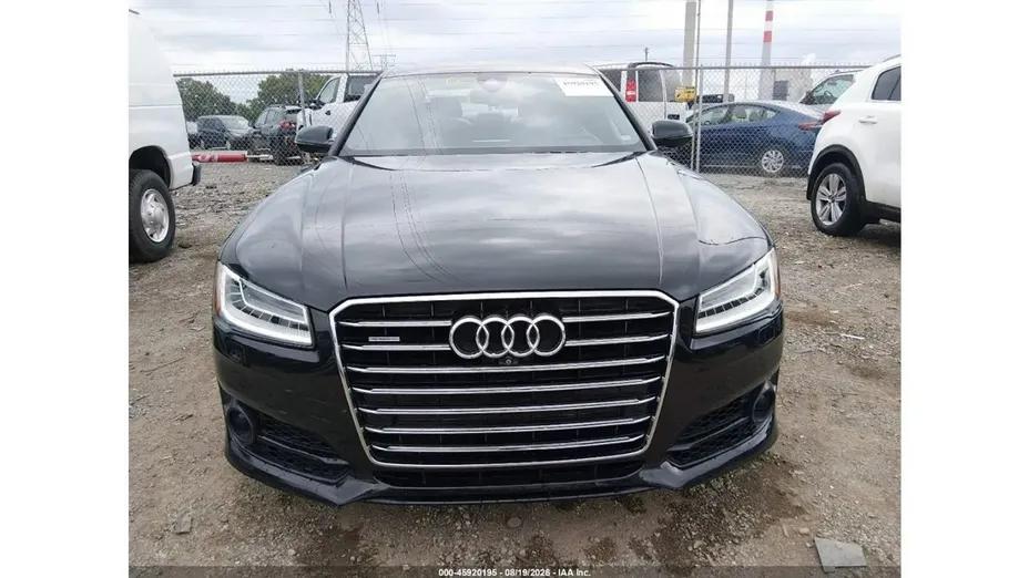 AUDI A8 -