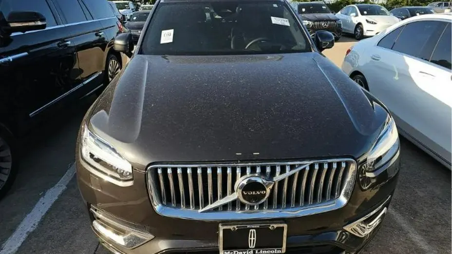 VOLVO XC90 -