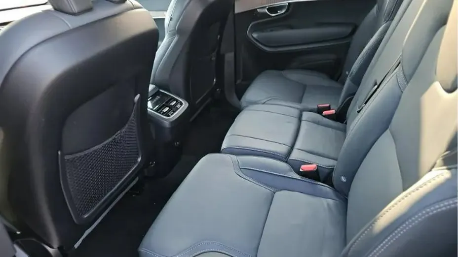 VOLVO XC90 -