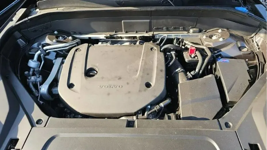 VOLVO XC90 -