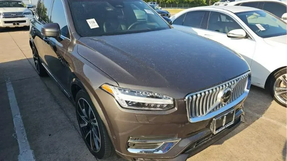 VOLVO XC90 -
