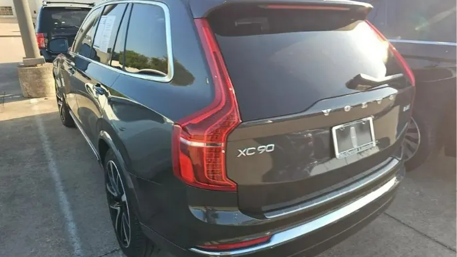 VOLVO XC90 -